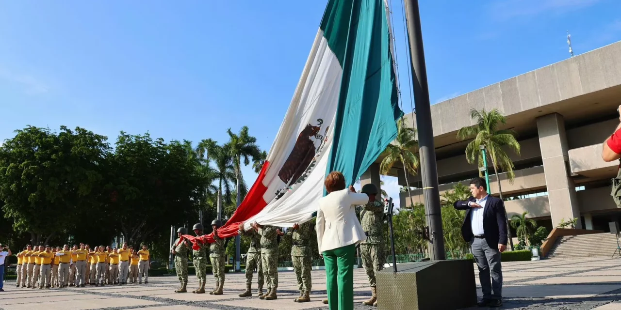ENCABEZA SECRETARÍA DE SEBIDES IZAMIENTO POR EL 214 ANIVERSARIO DE LA MUERTE DE MIGUEL HIDALGO Y COSTILLA