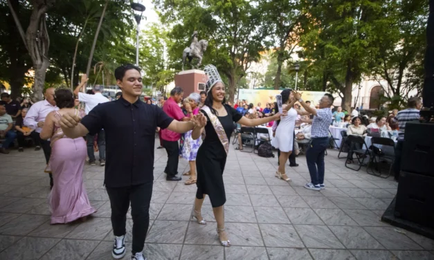 ¡QUÉ GRAN FIESTA LA CELEBRACIÓN DEL 25º ANIVERSARIO DE LAS “TARDES DE DANZÓN”!