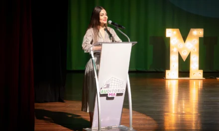 INAUGURAN CURSO DE VERANO 2025 “MIACRAFT” PARA MÁS DE 200 NIÑAS Y NIÑOS