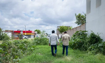 JUAN DE DIOS GÁMEZ SUPERVISA CANALES Y COLONIAS AFECTADAS POR LAS LLUVIAS