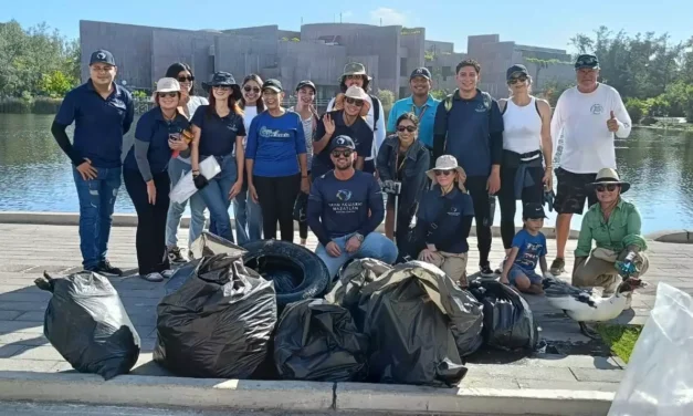 GRAN ACUARIO MAZATLÁN Y MAZCONCIENCIA PARTICIPAN EN JORNADA DE LIMPIEZA EN LA LAGUNA EL CAMARÓN