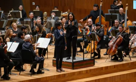 MAZATLECA PAULINA MONTEÓN CONQUISTA ESCENARIOS NACIONALES E INTERNACIONALES CON «DE LA TIERRA BROTAN COLORES»