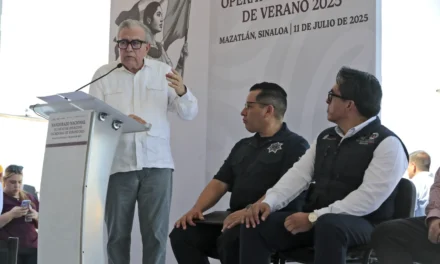 GOBERNADOR ROCHA ENCABEZA BANDERAZO NACIONAL DE INICIO DE OPERACIÓN VACACIONAL DE VERANO, DESDE MAZATLÁN