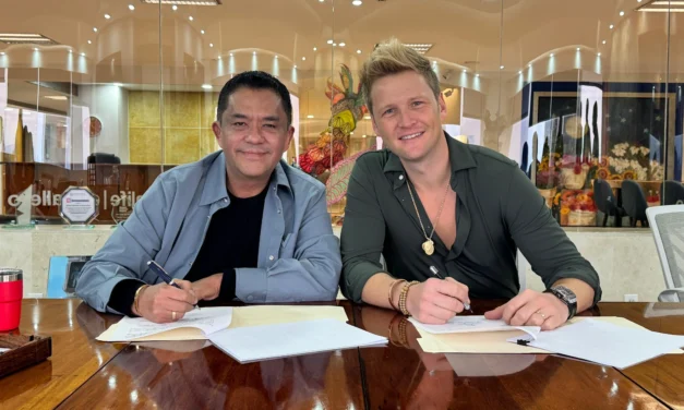 STAR MEDIA AND CONSULTING DA LA BIENVENIDA A ALEXANDER ACHA