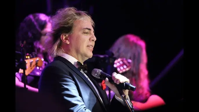 CRISTIAN CASTRO REGRESA A LAS TELENOVELAS CON EL TEMA MUSICAL DE LOS HILOS DEL PASADO
