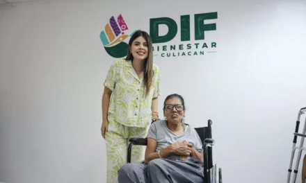 DIF BIENESTAR CULIACÁN ENTREGA SILLAS DE RUEDAS A PERSONAS CON DISCAPACIDAD