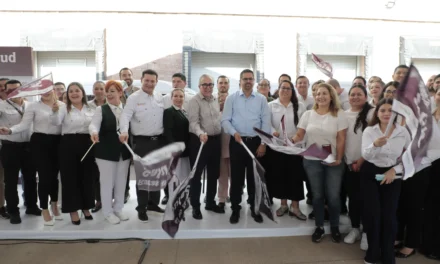 GOBERNADOR ROCHA DA EL BANDERAZO DE INICIO DE LAS RUTAS DE LA SALUD PARA ABASTECER CENTROS DE SALUD