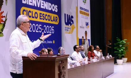 GOBIERNO DEL ESTADO APOYA LA REINGENIERÍA FINANCIERA DE LA UAS, AFIRMA GOBERNADOR ROCHA