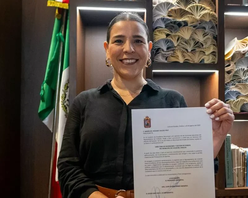 JUAN DE DIOS GÁMEZ NOMBRA A MARÍA DEL ROSARIO VALDEZ PÁEZ COMO DIRECTORA DE INVERSIONES Y GESTIÓN DE FONDOS DEL MUNICIPIO
