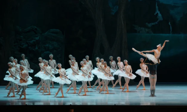 LA COMPAÑÍA NACIONAL DE DANZA REGRESA AL AUDITORIO NACIONAL CON LAGO DE LOS CISNES