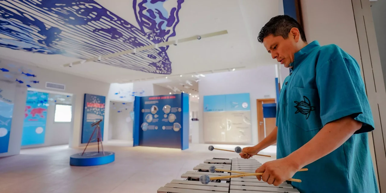 MAX CARREÓN INUNDA EL MUSEO CASA DEL MARINO CON LA MELANCOLÍA DEL VIBRÁFONO