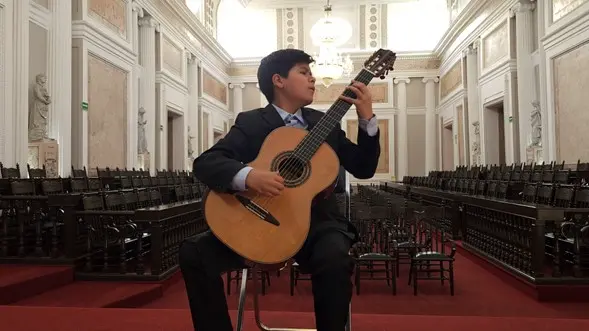 EL GUITARRISTA BASTIÁN ROSALES PARTICIPARÁ EN EL CICLO JÓVENES INTÉRPRETES DEL INBAL