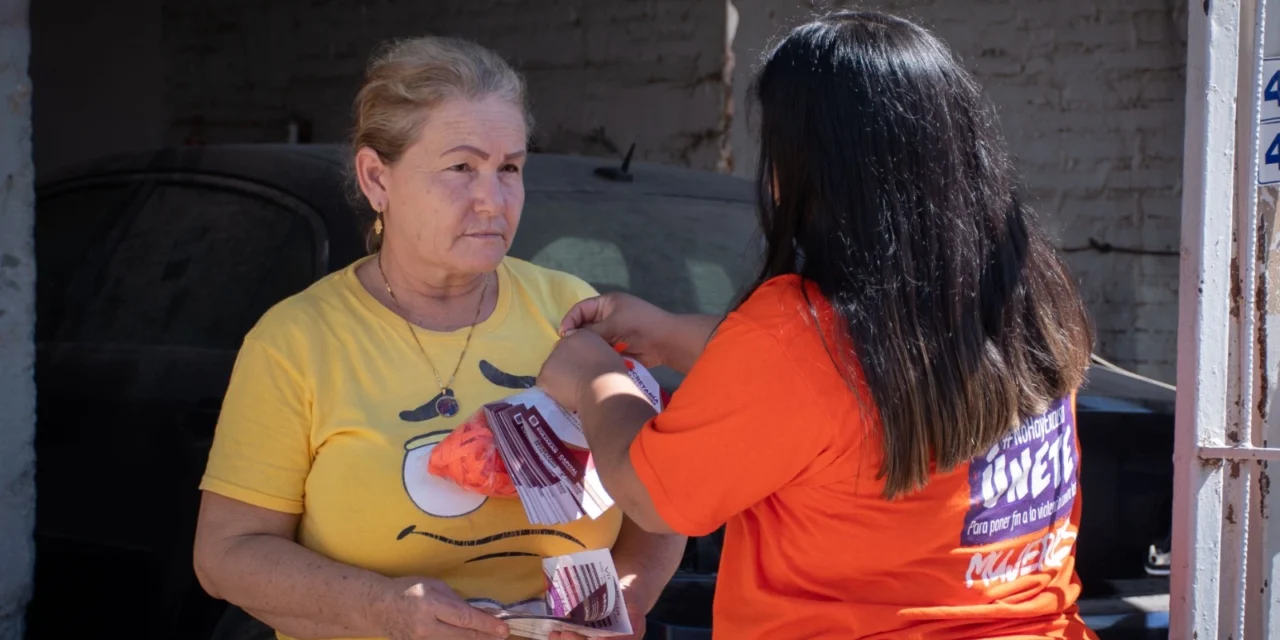 REALIZAN BRIGADA DE DIFUSIÓN POR EL DÍA NARANJA EN LA COLONIA CONSTITUCIÓN CROC