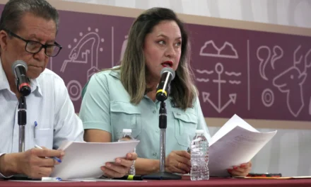 EN SINALOA, GRUPO INTERINSTITUCIONAL ASEGURA 11 CIVILES, VEHÍCULOS BLINDADOS, ARMAMENTO Y DROGAS; ADEMÁS SE HAN RECUPERADO AUTOMÓVILES