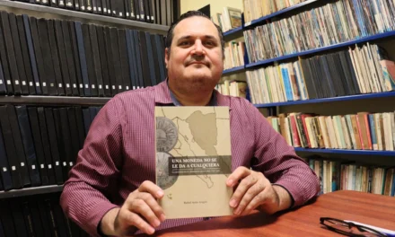 A TRAVÉS DE SU OBRA “UNA MONEDA NO SE LE DA A CUALQUIERA PERIODO 1750 – 1905”