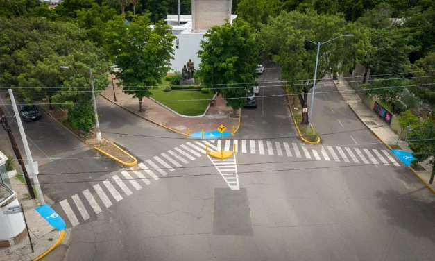 AYUNTAMIENTO Y VECINOS CONFORMAN COMITÉ CIUDADANO PARA SUPERVISAR OBRA VIAL