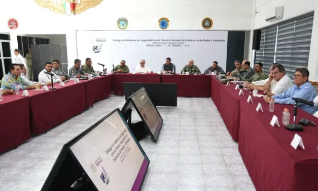 COMPROMISO DEL GABINETE FEDERAL DE ROBUSTECER VINCULACIÓN EMPRESARIAL Y COMBATE AL DELITO, AFIRMA GOBERNADOR ROCHA