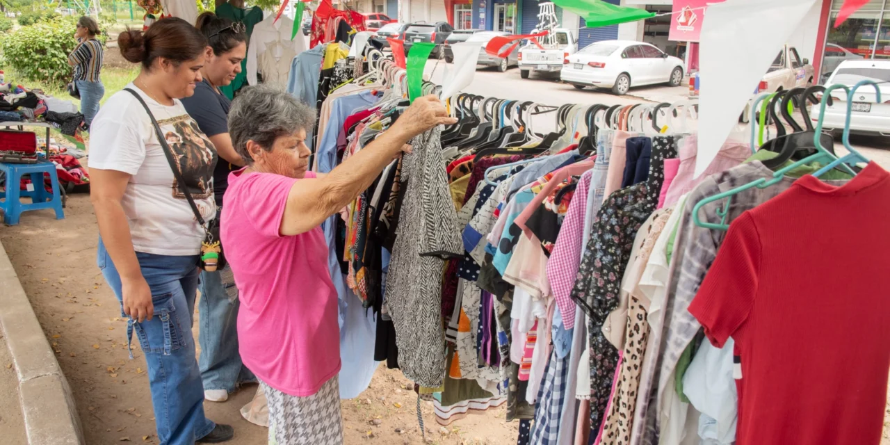 CONMEMORAN ANIVERSARIO DEL TIANGUIS ITINERANTE EN LA COLONIA HUMAYA