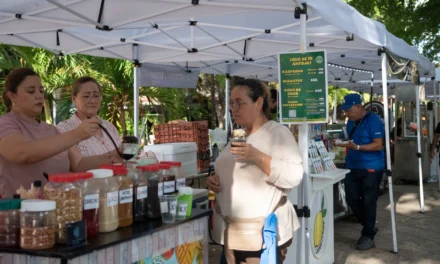 CULIACANENSES DISFRUTAN VERBENA-BAZAR DE CANIRAC EN EL 494 ANIVERSARIO DE CULIACÁN