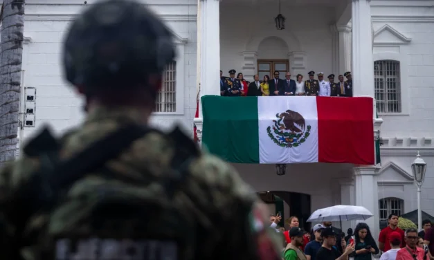 PRESENCIA GOBERNADOR ROCHA DESFILE CONMEMORATIVO AL 215 ANIVERSARIO DE LA INDEPENDENCIA DE MÉXICO