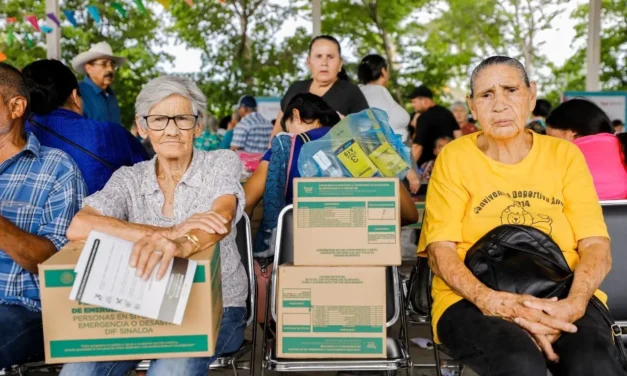 LAS FAMILIAS DE EL CARRIZO AHOME APROVECHAN LOS SERVICIOS DE LAS BRIGADAS DEL BIENESTAR DE DIF SINALOA