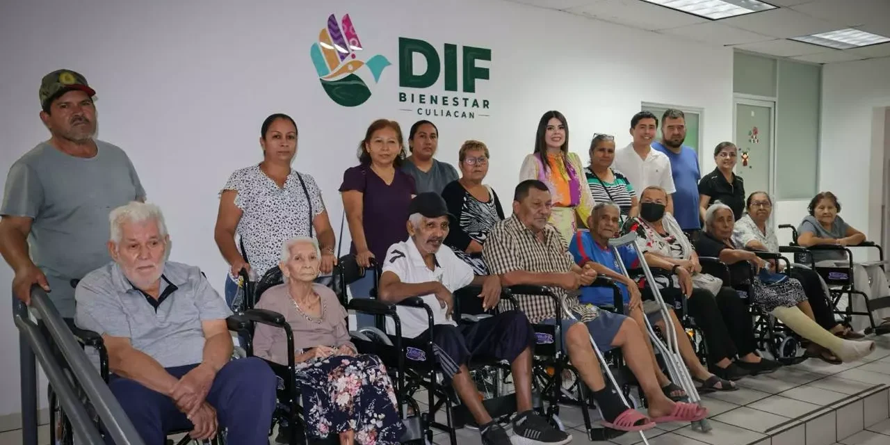 DIF CULIACÁN ENTREGA SILLAS DE RUEDAS A PERSONAS EN SITUACIÓN VULNERABLE