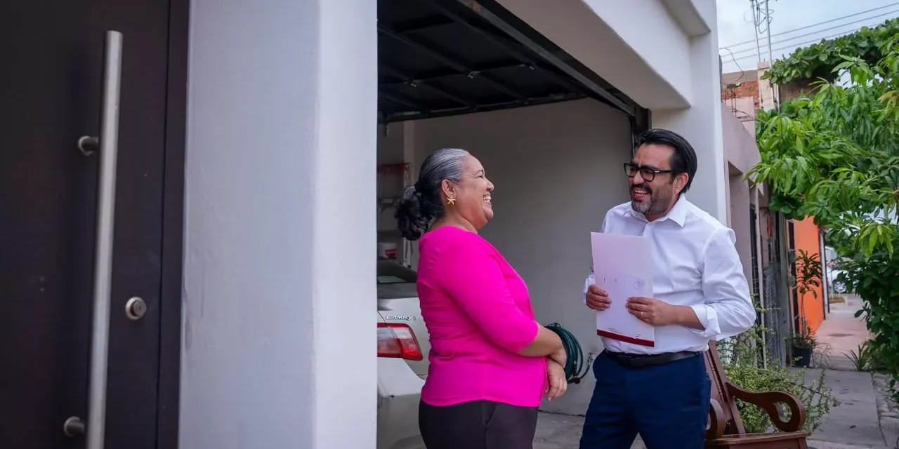 “ES UN ALIVIO CONTAR CON LAS ESCRITURAS DE MI CASA”: VECINOS DE VALLES DE ENCINO AGRADECEN A JUAN DE DIOS GÁMEZ