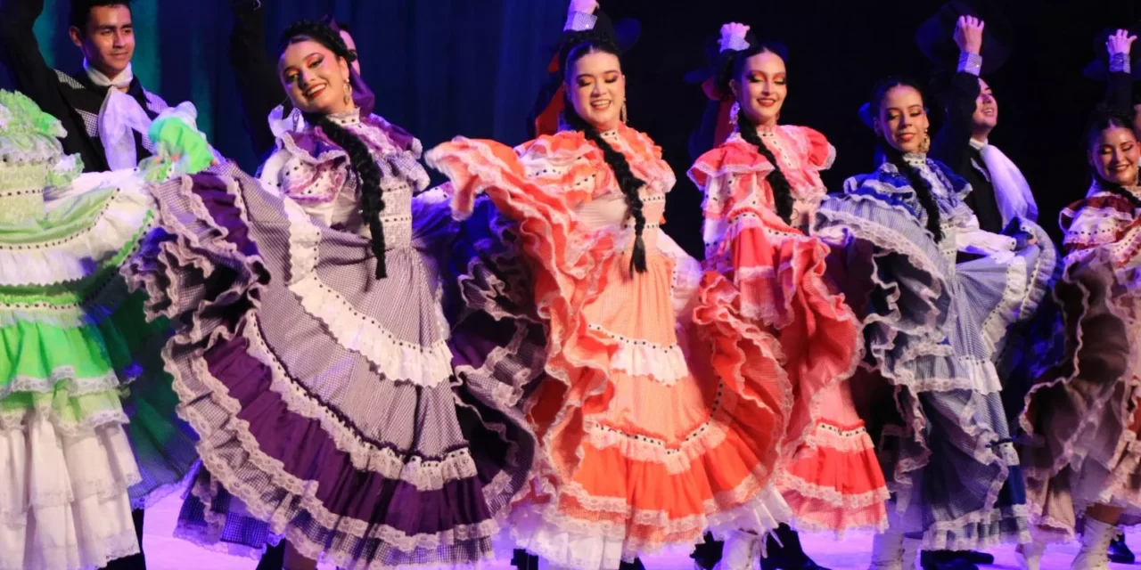 GALA FOLCLÓRICA DA VIDA Y COLOR AL 494 ANIVERSARIO DE CULIACÁN