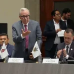 GOBERNADOR ROCHA MOYA SE SUMA A LOS ACUERDOS NACIONALES PARA FORTALECER A LAS INSTITUCIONES DE SEGURIDAD PÚBLICA