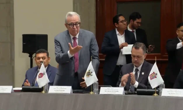 GOBERNADOR ROCHA MOYA SE SUMA A LOS ACUERDOS NACIONALES PARA FORTALECER A LAS INSTITUCIONES DE SEGURIDAD PÚBLICA