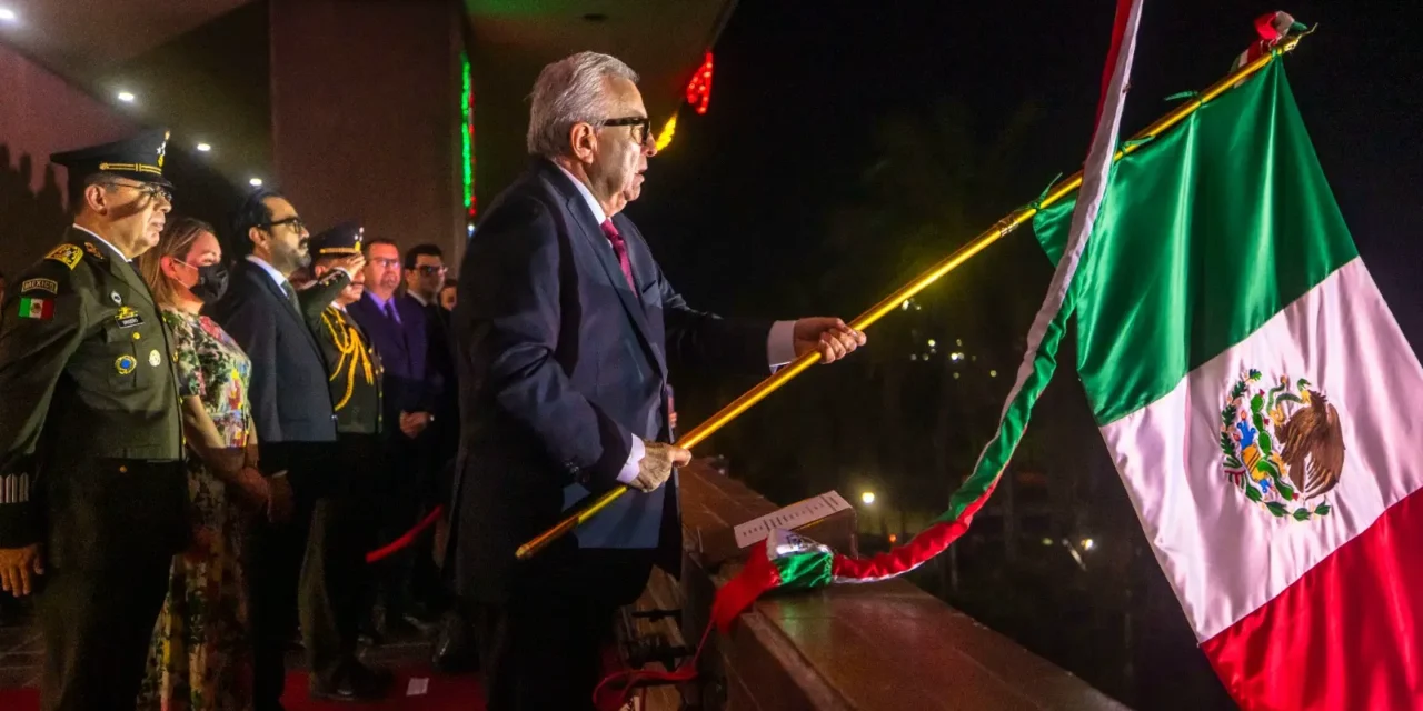GOBERNADOR ROCHA MOYA CONMEMORA EL 215 ANIVERSARIO DEL GRITO DE INDEPENDENCIA