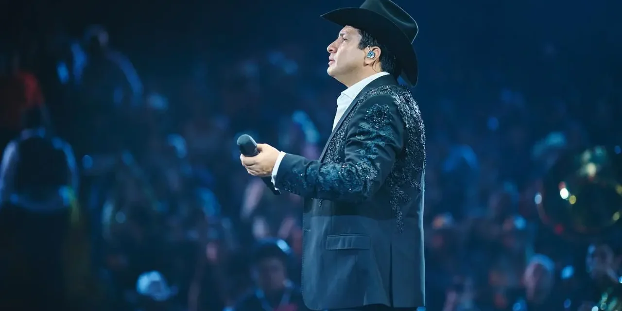 JULIÓN ÁLVAREZ DESATA LA EUFORIA EN TIJUANA CON DOBLE SOLD OUT