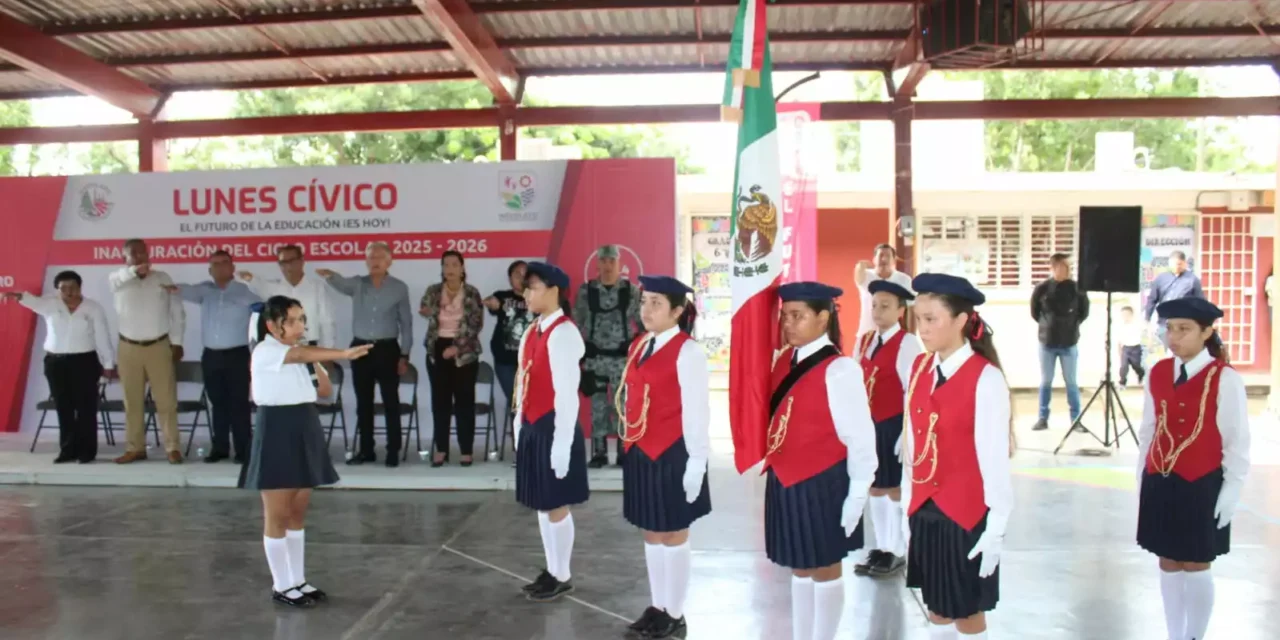 ALCALDE DE NAVOLATO REAFIRMA COMPROMISO CON LA EDUCACIÓN DEL CICLO ESCOLAR 2025 – 2026