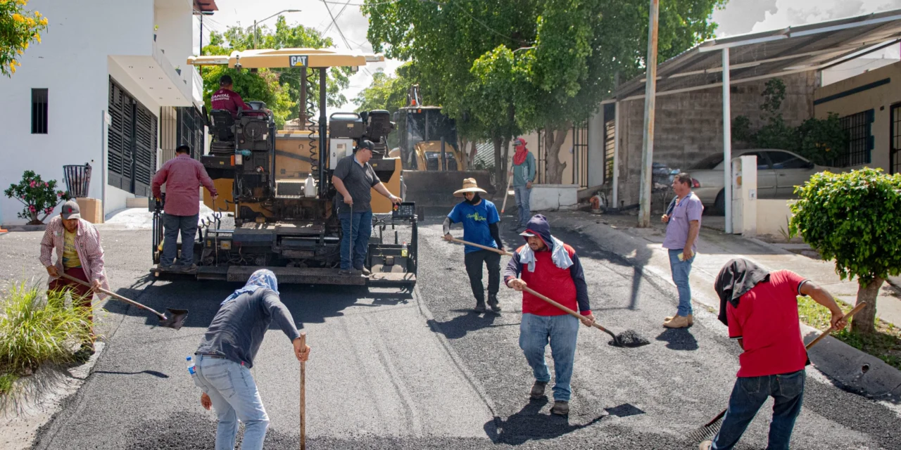 SIGUEN LOS TRABAJOS DE REENCARPETADO Y BACHEO PARA MEJORAR LA MOVILIDAD EN CULIACÁN