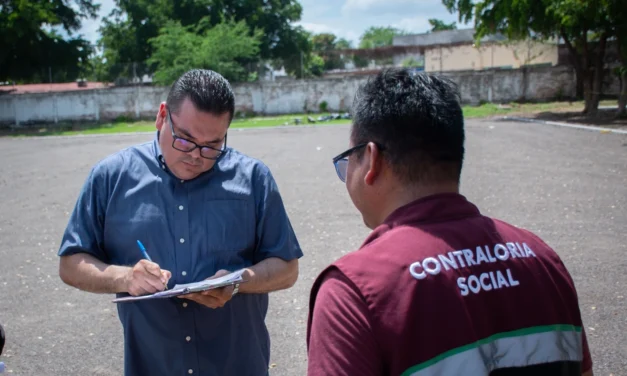 SUPERVISAN AVANCE DE CONSTRUCCIÓN DE CANCHA DE FÚTBOL SINTÉTICA EN LA ESCUELA GENERAL 4