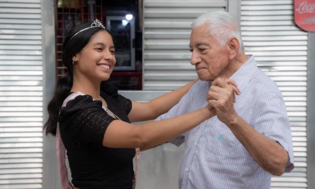 TARDES DE DANZÓN, CONTINÚAN DANDO VIDA AL CENTRO DE CULIACÁN