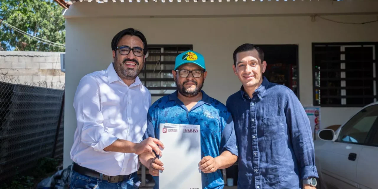 “AHORA MI CASA YA TIENE VALOR”: FAMILIAS DE LA COLONIA BICENTENARIO RECIBEN SUS ESCRITURAS DESPUÉS DE 20 AÑOS DE ESPERA