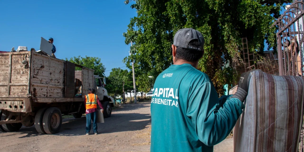 AYUNTAMIENTO REFUERZA CAMPAÑA CONTRA EL DENGUE EN LA COLONIA DOMINGO RUBÍ