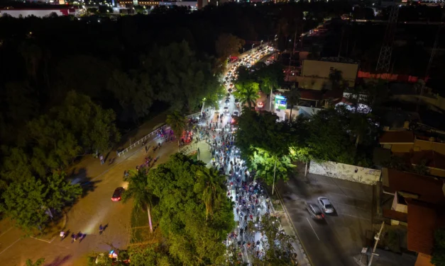 CIENTOS DE CICLISTAS RECORREN LAS CALLES EN RODANDO ANDO X CULIACÁN