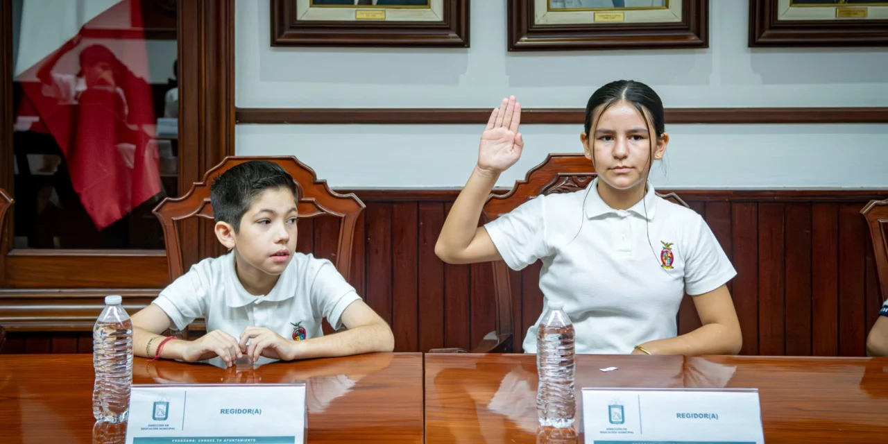 “CONOCE TU AYUNTAMIENTO”: NIÑOS DESCUBREN EL PATRIMONIO HISTÓRICO DE CULIACÁN