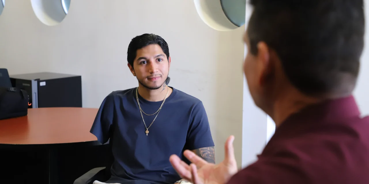 EL DOBLE MEDALLISTA DE JUEGOS PARALIMPICOS JUAN DIEGO GARCÍA, RECARGA ENERGIA EN SINALOA