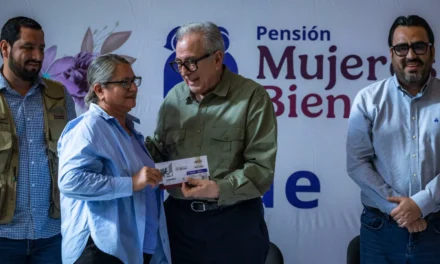 ESTE AÑO, 47 MIL MUJERES SINALOENSES RECIBIRÁN LA PENSIÓN MUJERES BIENESTAR, INFORMA GOBERNADOR ROCHA