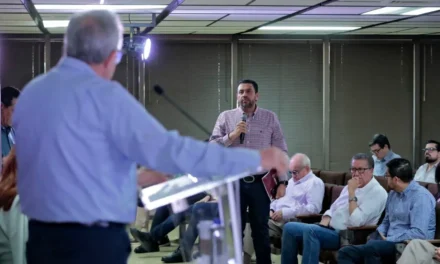 LAS GESTIONES EN FAVOR DE LOS PRODUCTORES AGRÍCOLAS SON PERMANENTES, SEÑALA GOBERNADOR ROCHA