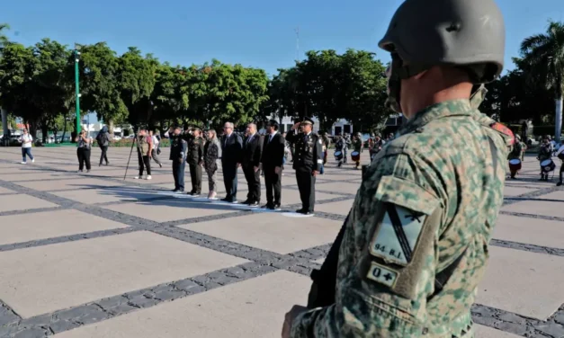 GOBERNADOR ROCHA ENCABEZA CEREMONIA POR ANIVERSARIO DE LOS CAÍDOS EN LA LUCHA POR LA DEMOCRACIA EN TLATELOLCO