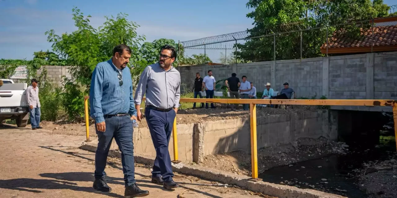 JUAN DE DIOS GÁMEZ Y SERAPIO VARGAS ATIENDEN GESTIÓN DE VECINOS DE HACIENDA DE LA CEIBA