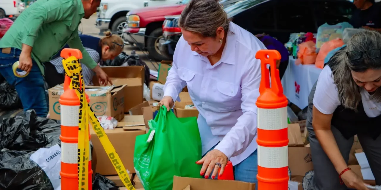 LAS Y LOS SINALOENSES SE UNEN Y DONAR AL CENTRO DE ACOPIO DE DIF SINALOA