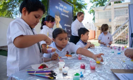 REALIZAN FERIA DE SERVICIOS Y CAPACITACIÓN EN LA PRIMARIA ÁLVARO OBREGÓN