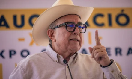 ANUNCIA GOBERNADOR ROCHA MOYA QUE AUMENTARÁ EN 10 MDP MÁS EL PRESUPUESTO 2026 A LA GANADERÍA