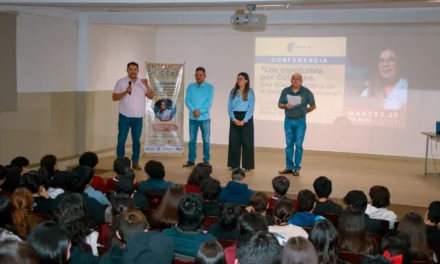 ENJAMBRE DE IDEAS CON LA DRA. DIANA PEREA ROMO