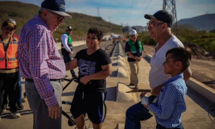 HACEMOS OBRAS DE CALIDAD Y FUNCIONALES PARA TODOS LOS SINALOENSES, SEÑALA GOBERNADOR ROCHA AL SUPERVISAR AVANCES DEL BLVD. AGRICULTORES